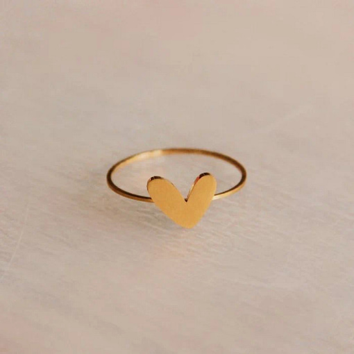 RVS minimalistische ring met hartje - goud