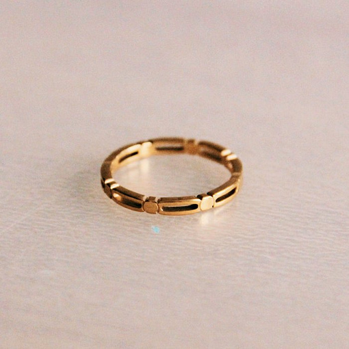 Bazou: RVS minimalistische ring met blokjes - goud